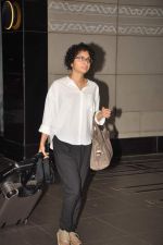 Kiran Rao snapped with baby Azad on 5th Aug 2012 (35).JPG